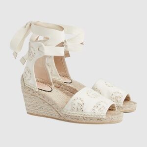 size 39.5eu 9.5 US Gucci Canvas Interlocking G Espadrille Wedge Sandals White
